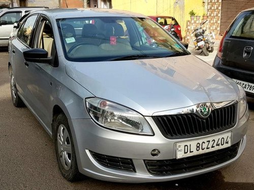 Used Skoda Rapid car at low price