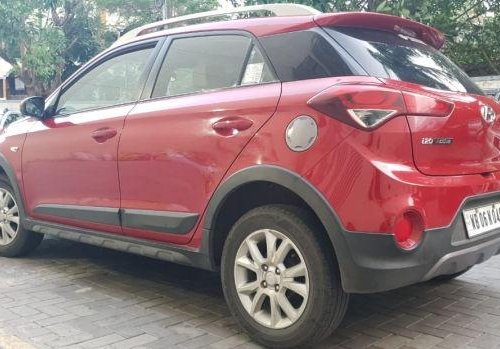 Used Hyundai i20 Active car at low price