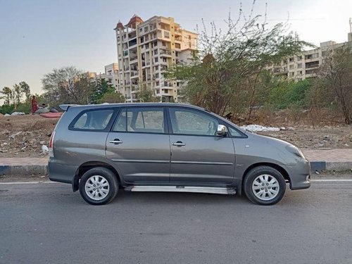 Toyota Innova 2.5 V Diesel 7-seater for sale