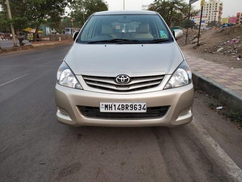 Used Toyota Innova 2004-2011 car at low price