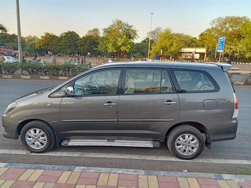 Toyota Innova 2.5 V Diesel 7-seater for sale