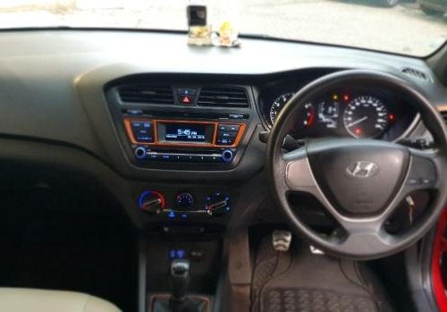 Used Hyundai i20 Active car at low price