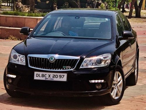 Used Skoda Laura car at low price