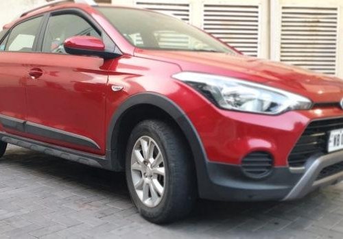 Used Hyundai i20 Active car at low price