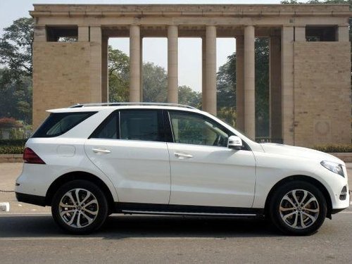 Used Mercedes Benz GLE car at low price