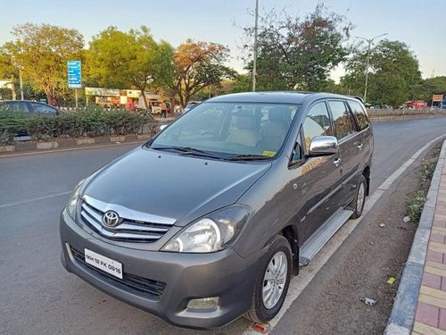 Toyota Innova 2.5 V Diesel 7-seater for sale