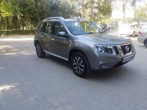 Used Nissan Terrano car at low price