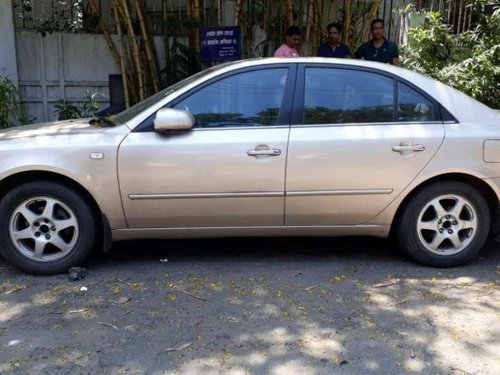 Used Hyundai Sonata Embera car 2006 for sale at low price