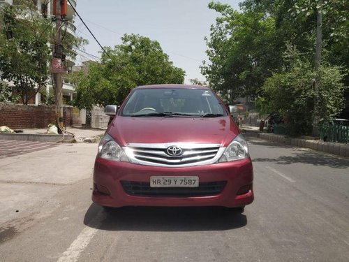 Toyota Innova 2.5 V Diesel 7-seater for sale