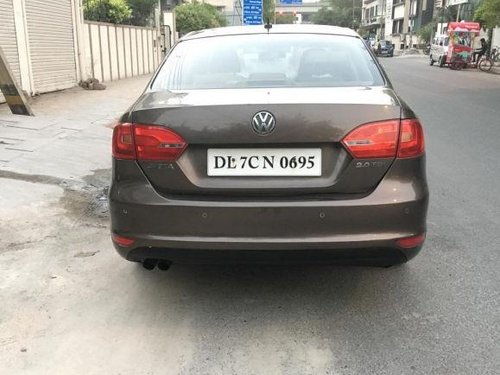 Used Volkswagen Jetta car at low price