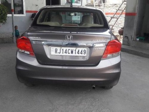 Used 2014 Honda Amaze car at low price