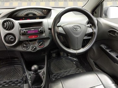 Used Toyota Etios Liva car at low price