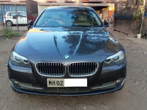 Used BMW 5 Series 530d Sedan 3.0 2011 for sale