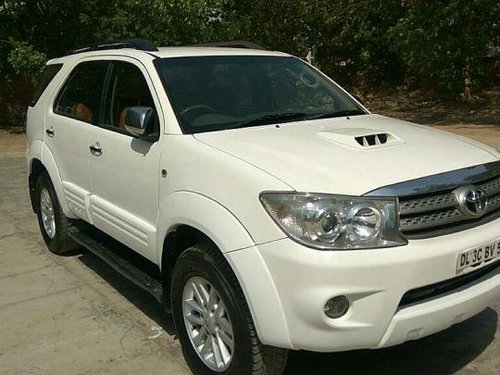 Toyota Fortuner 4x4 MT 2011 for sale