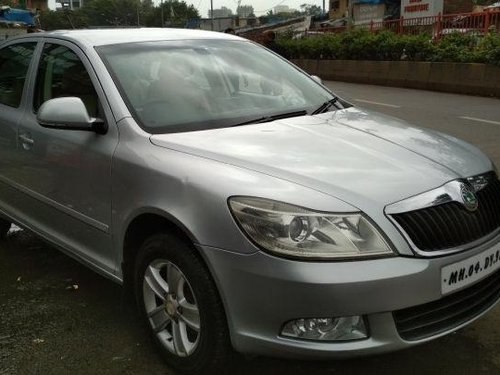 Used Skoda Laura car at low price