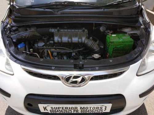 Used Hyundai i10 car at low price