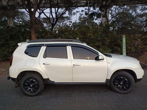 Used Renault Duster car at low price