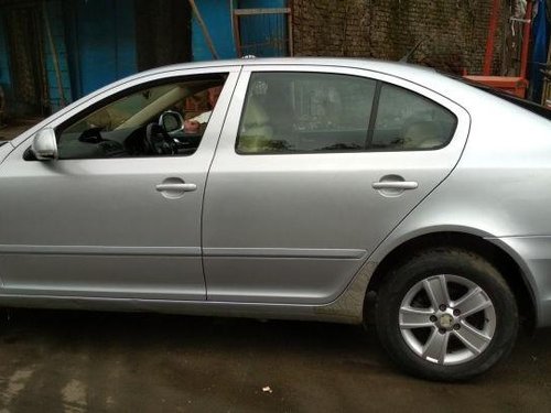 Used Skoda Laura car at low price