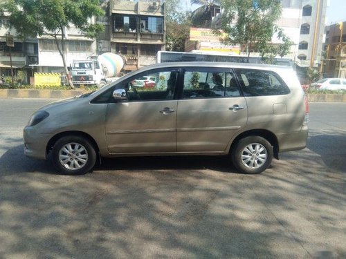 Used Toyota Innova 2004-2011 car at low price