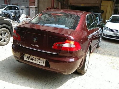 Used Skoda Superb 2009-2014 car at low price