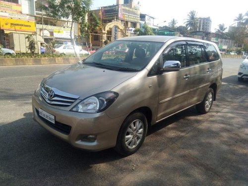 Used Toyota Innova 2004-2011 car at low price