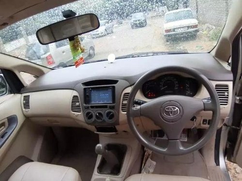 Used Toyota Innova 2004-2011 car at low price