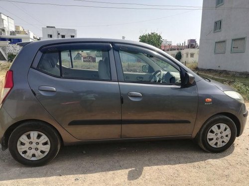 Used Hyundai i10 car at low price