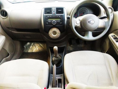 Used Nissan Sunny car at low price