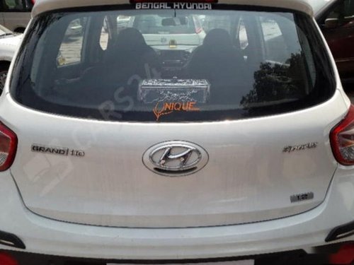 White Hyundai Grand i10 2018 for sale