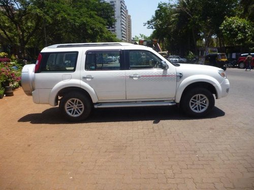 Good as new Ford Endeavour 2010 for sale