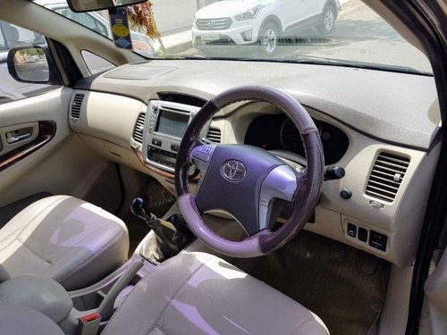 Used Toyota Innova 2004-2011 car at low price