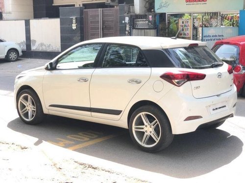 Used Hyundai i20 car at low price