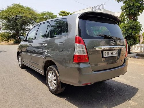 Used Toyota Innova 2004-2011 car at low price