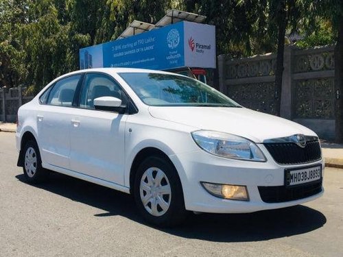 Used Skoda Rapid car at low price