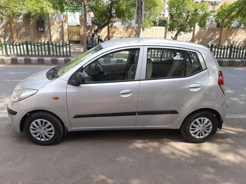 Used Hyundai i10 car at low price