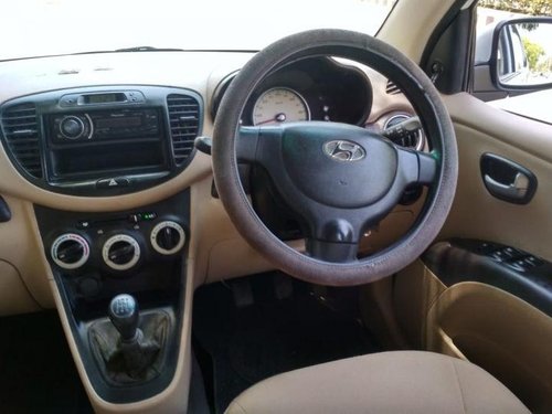 Used Hyundai i10 car at low price