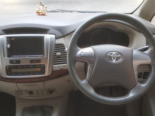 Toyota Innova 2.5 VX (Diesel) 8 Seater 2014 for sale 