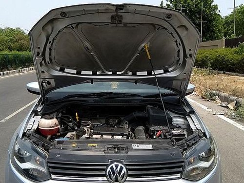 Used Volkswagen Polo car at low price