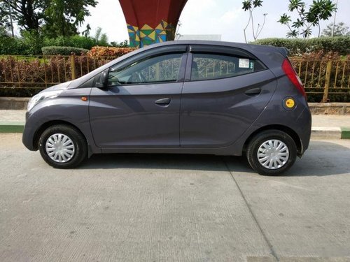 Used Hyundai Eon car at low price