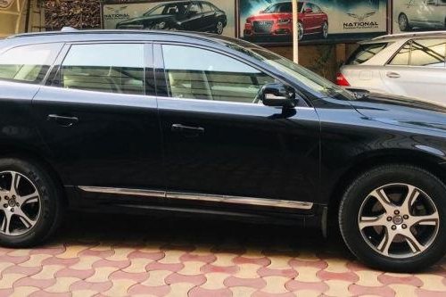 Used Volvo XC60 car at low price