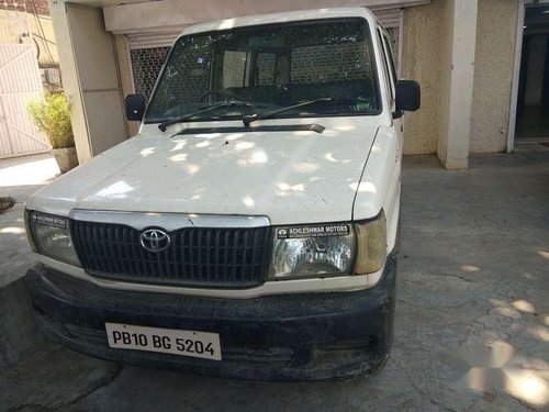 Used 2004 Toyota Qualis for sale