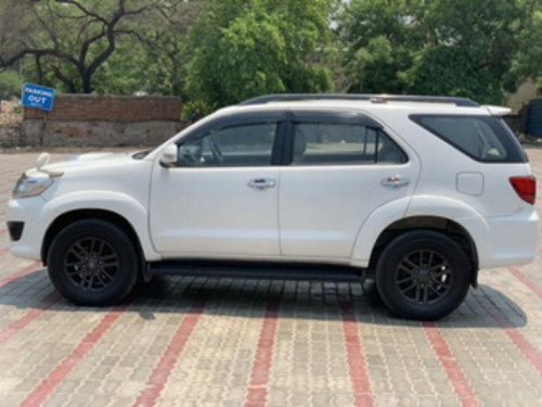 Toyota Fortuner 2.5 4x2 AT TRD Sportivo 2015 for sale