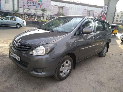 Used Toyota Innova MT 2004-2011 car at low price