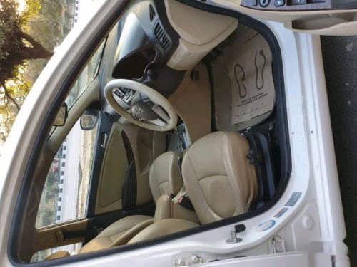 Used Hyundai Verna  SX CRDi AT car at low price