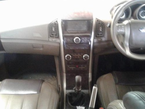 Used Mahindra XUV300 MT car at low price