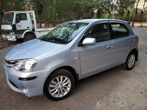 Toyota Etios Liva V MT  2013 for sale