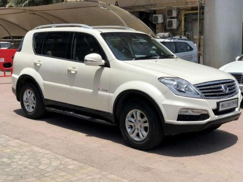 Used Mahindra Ssangyong Rexton  RX7 AT car at low price