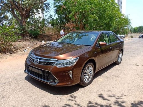 2015 Toyota Camry AT for sale at low price