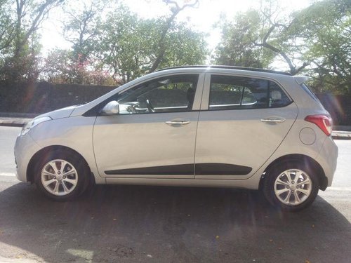 Used Hyundai i10 Asta AT car at low price