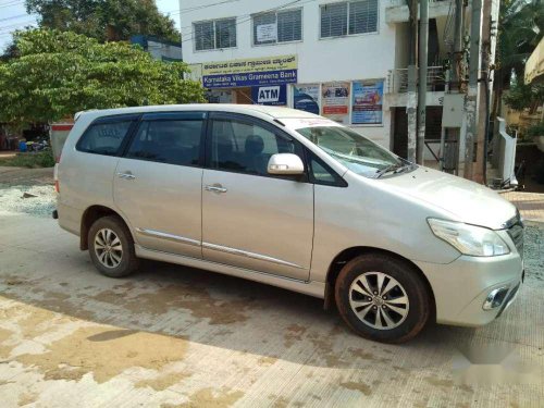 Used Toyota Innnova 2015 for sale  car at low price